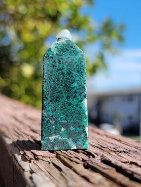 SOLD ❌️ NEW 2.1" RARE SHATTUCKITE TOWER